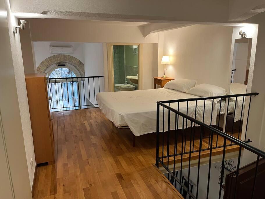 カリアリCasa Vacanza Al Bastione Di Saint Remyアパートメント エクステリア 写真